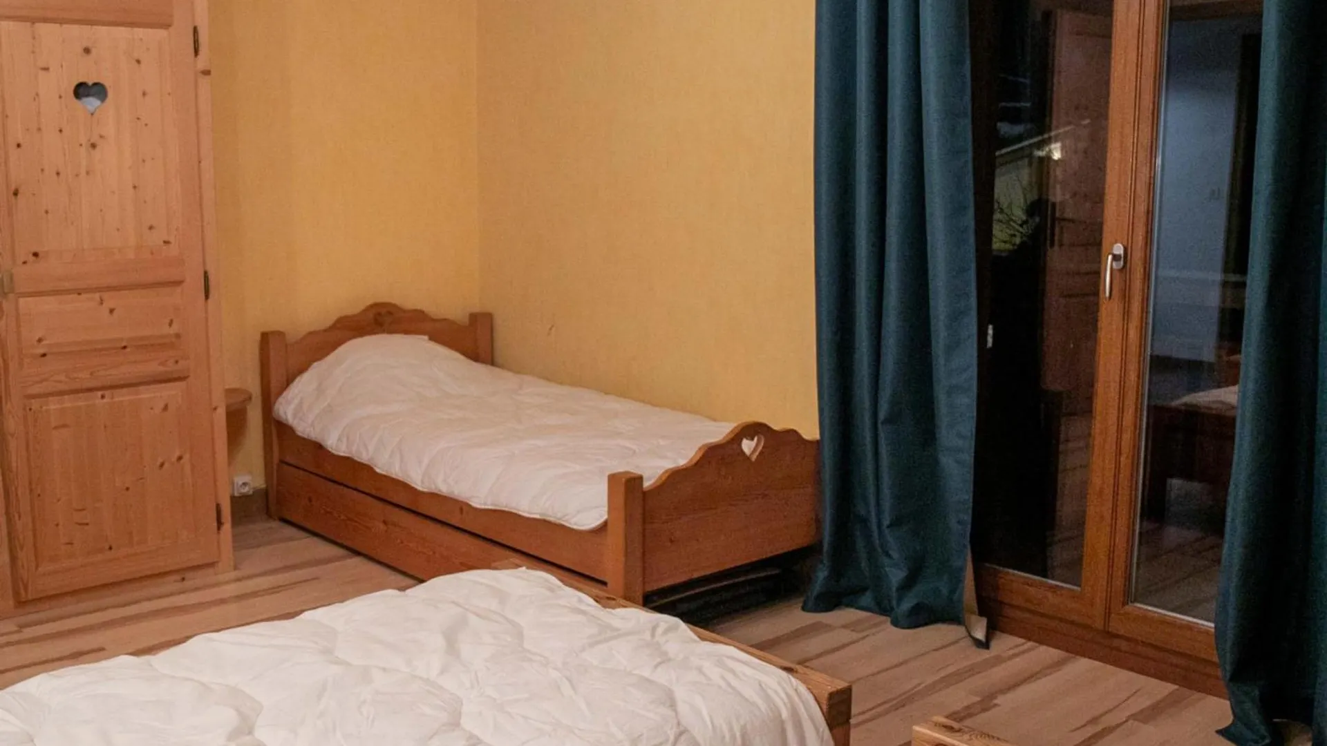 Charmant Apt 2 Ch, 6 Pers, Balcon Sud, Pres Remontees, Wi-Fi, Parking Prive - Fr-1-671-53 Les Gets 0*,  France